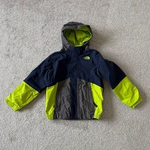 The North Face Kids Raincoat - Size 6